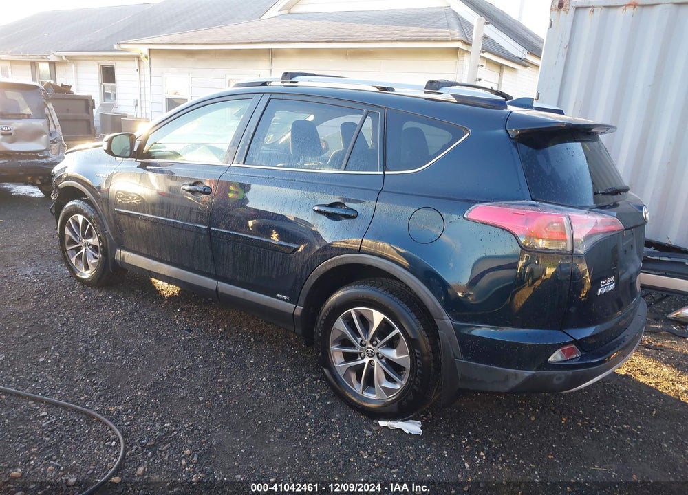 2017 TOYOTA RAV4 HV LE/XLE VIN: JTMRJREVXHD135357