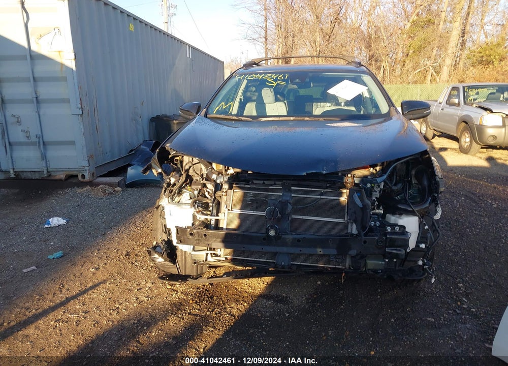 2017 TOYOTA RAV4 HV LE/XLE VIN: JTMRJREVXHD135357