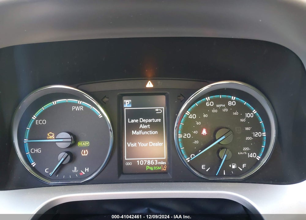 2017 TOYOTA RAV4 HV LE/XLE VIN: JTMRJREVXHD135357