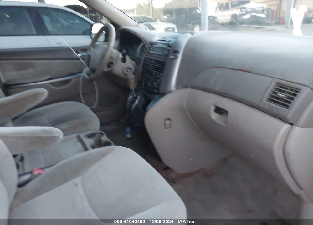 2006 TOYOTA SIENNA CE VIN: 5TDZA23C06S495389