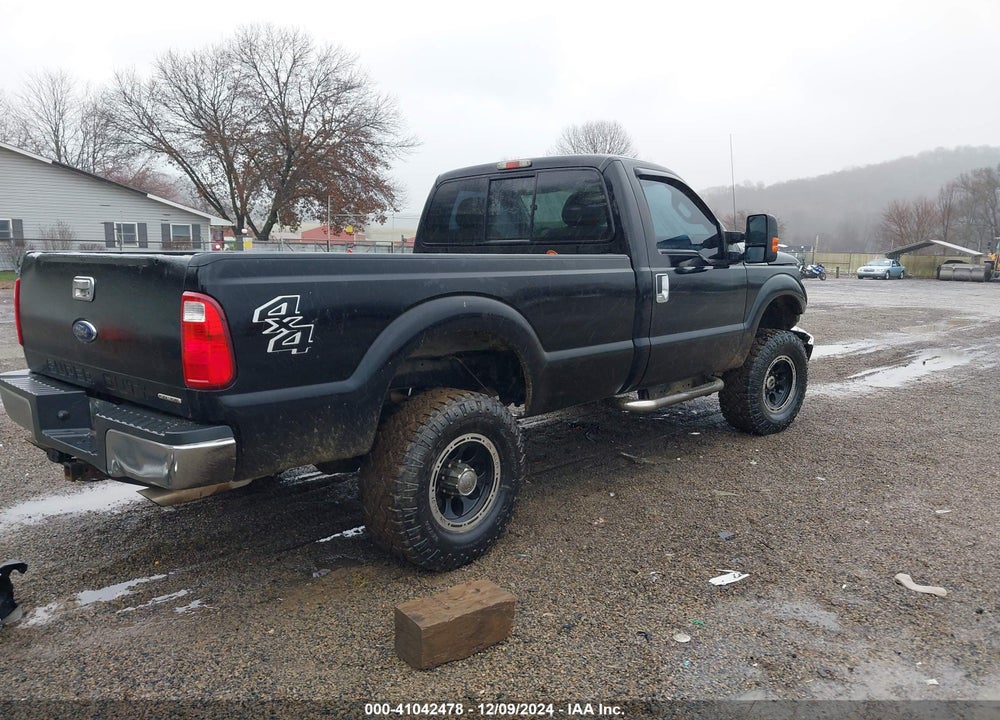 2012 FORD F-250 XLT VIN: 1FTBF2B67CEA20547