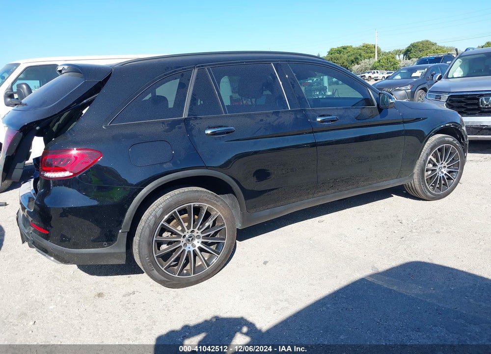 2022 MERCEDES-BENZ GLC 300 SUV VIN: W1N0G8DB2NV391614