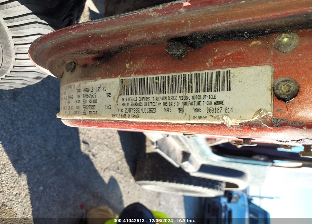 1992 JEEP WRANGLER / YJ SAHARA VIN: 2J4FY49S5NJ554557