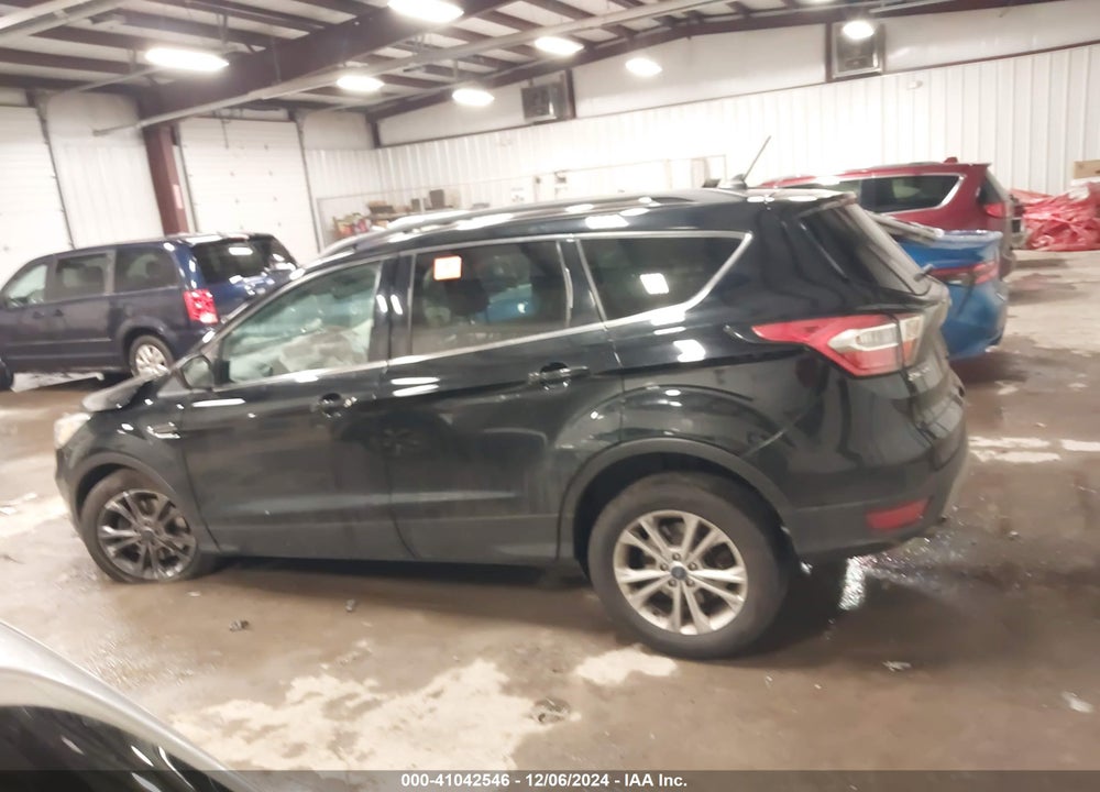 2018 FORD ESCAPE SE VIN: 1FMCU9GD9JUA28870