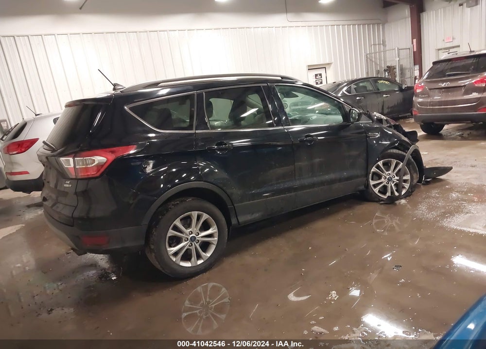 2018 FORD ESCAPE SE VIN: 1FMCU9GD9JUA28870