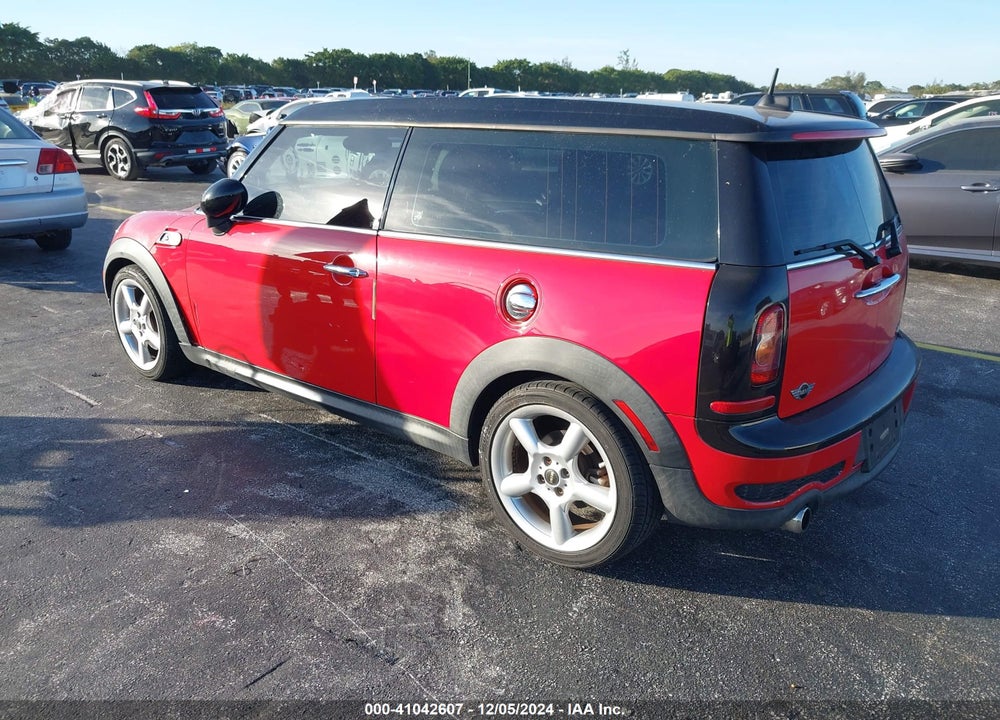 2008 MINI COOPER S CLUBMAN VIN: WMWMM335X8TP87447