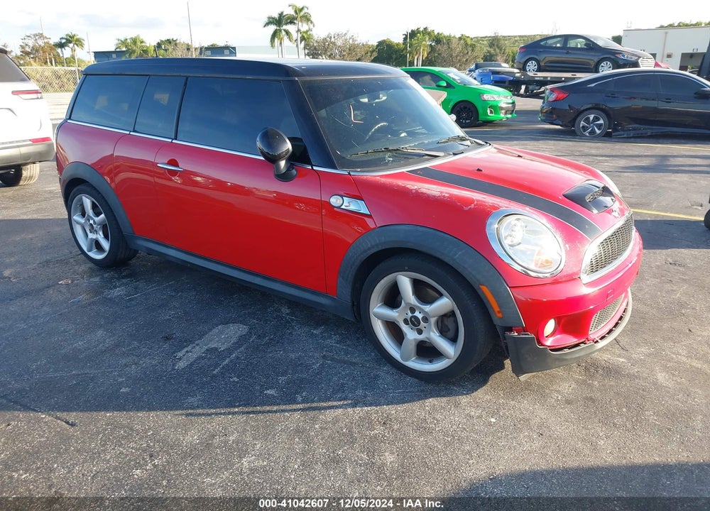 2008 MINI COOPER S CLUBMAN VIN: WMWMM335X8TP87447