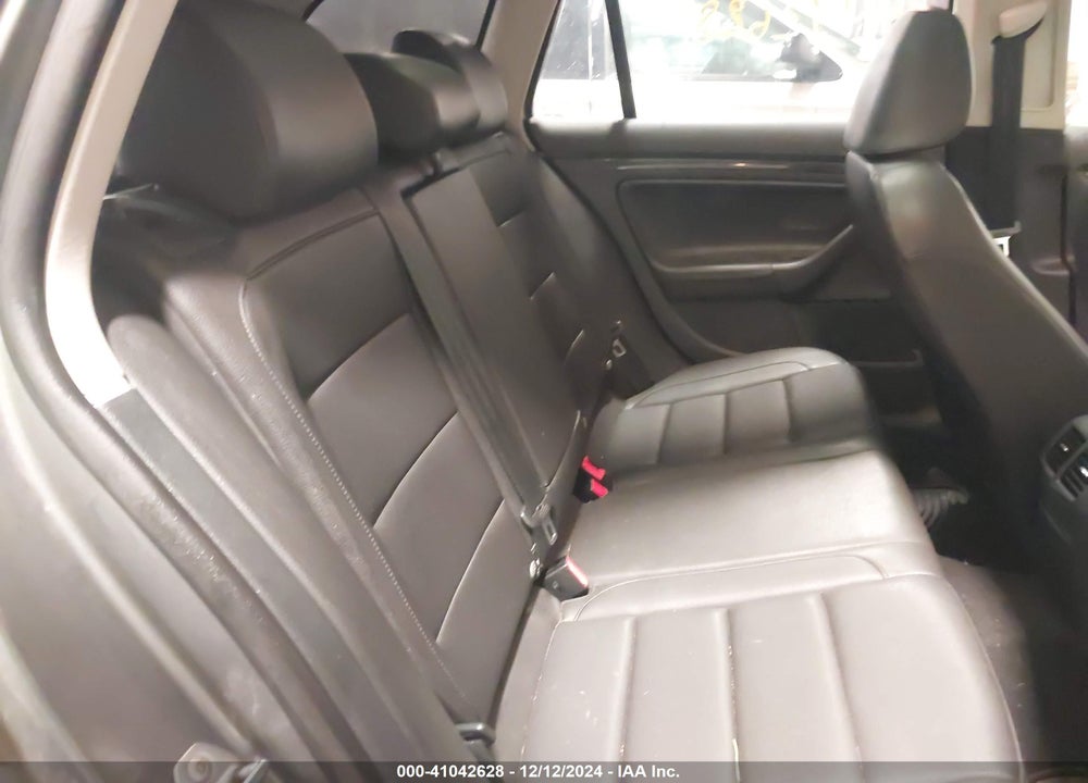 2014 VOLKSWAGEN JETTA SPORTWAGEN 2.0L TDI VIN: 3VWML7AJXEM620462