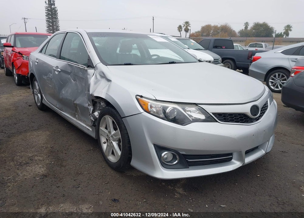 2012 TOYOTA CAMRY SE VIN: 4T1BF1FK0CU152553
