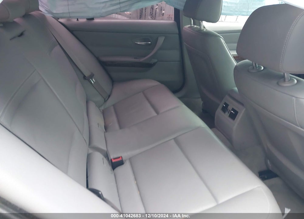 2010 BMW 328I XDRIVE VIN: WBAPK5C53AA652570