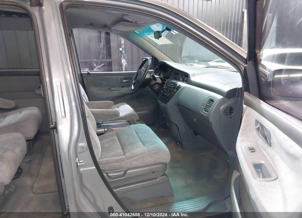2001 HONDA ODYSSEY EX VIN: 2HKRL18661H533276
