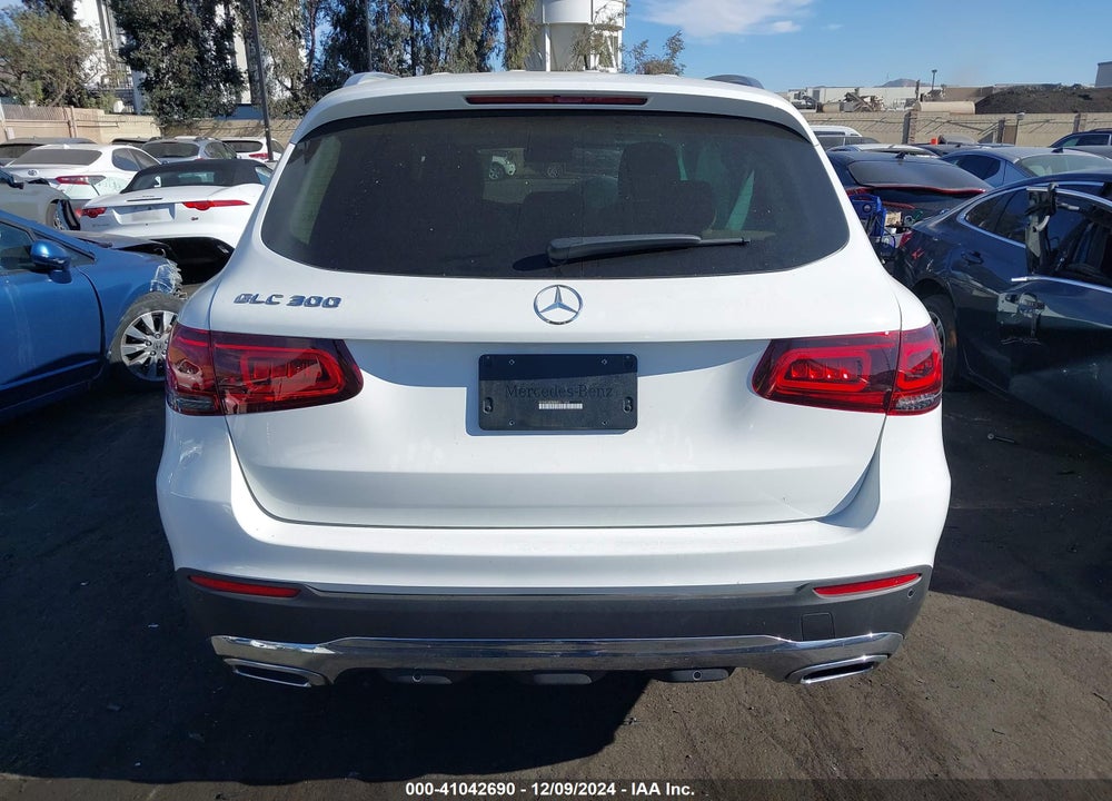 2021 MERCEDES-BENZ GLC 300 SUV VIN: W1N0G8DB8MV311442