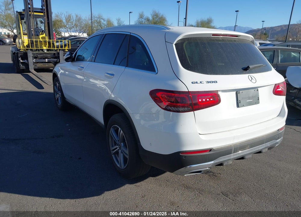 2021 MERCEDES-BENZ GLC 300 SUV VIN: W1N0G8DB8MV311442