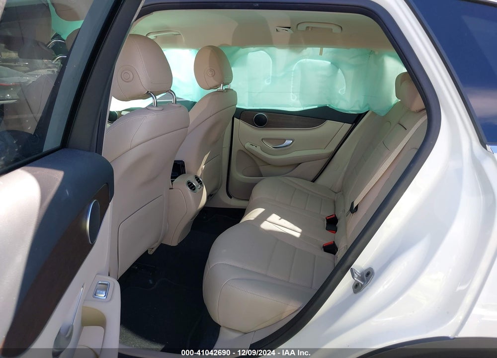 2021 MERCEDES-BENZ GLC 300 SUV VIN: W1N0G8DB8MV311442
