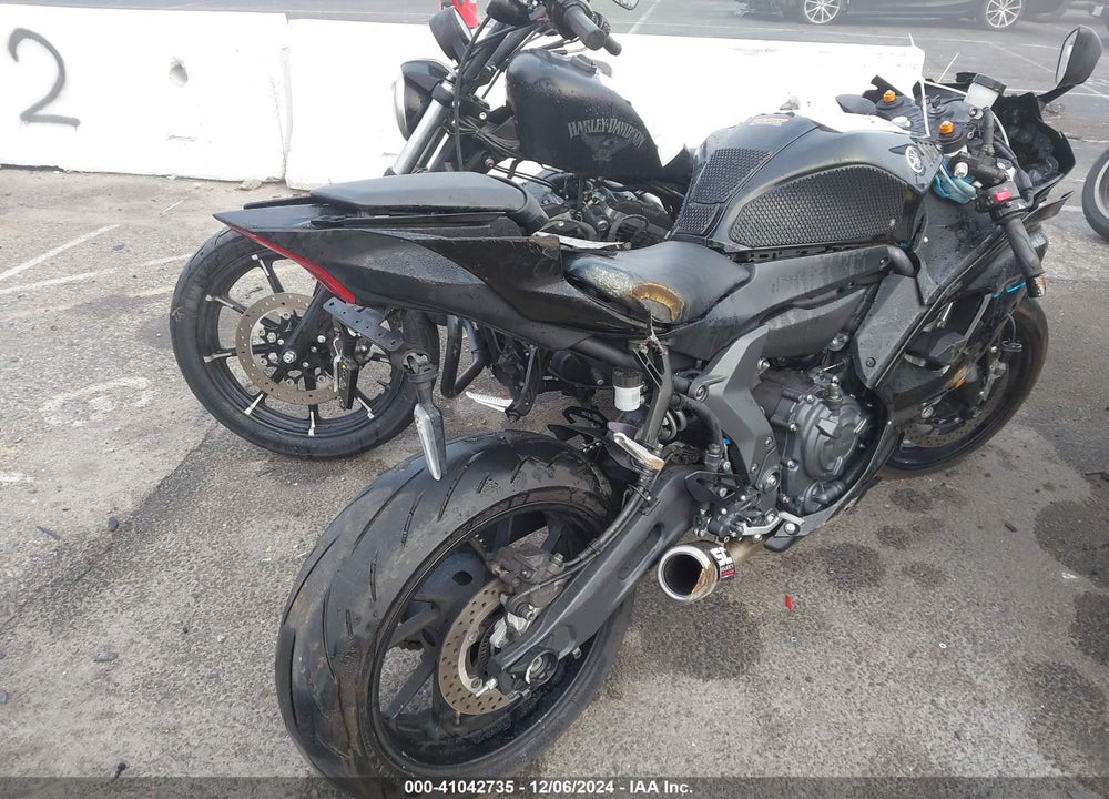 2023 YAMAHA YZFR7 VIN: JYARM38Y4PA001515