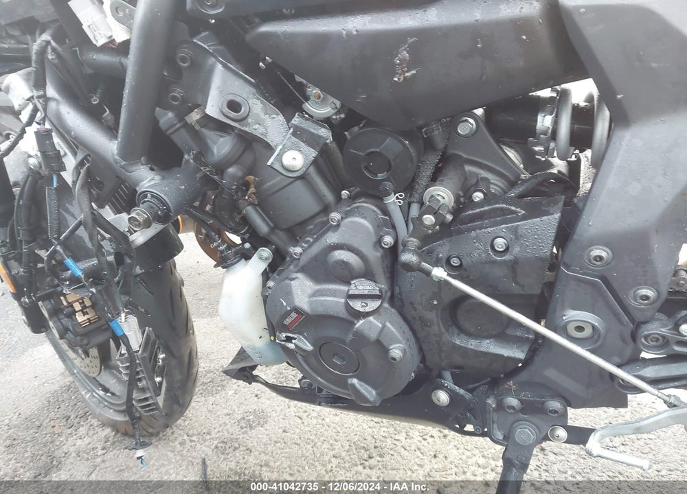 2023 YAMAHA YZFR7 VIN: JYARM38Y4PA001515