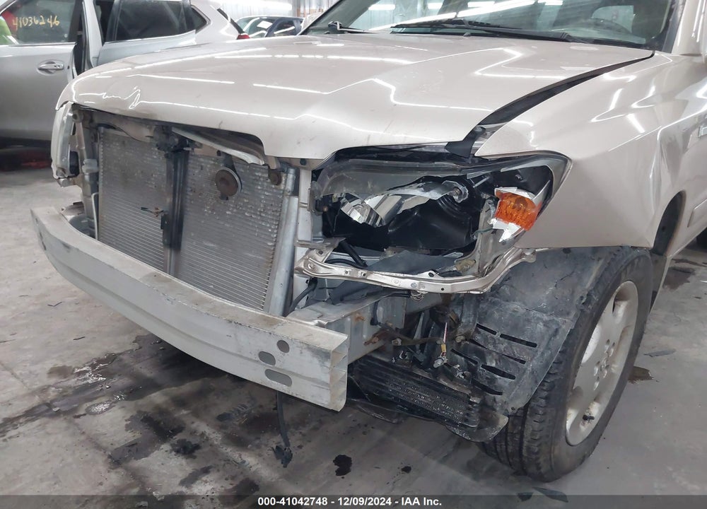2005 TOYOTA HIGHLANDER LIMITED V6 VIN: JTEEP21A350109205