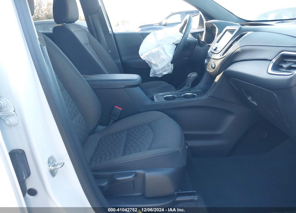 2019 CHEVROLET EQUINOX LT VIN: 2GNAXKEV1K6287575