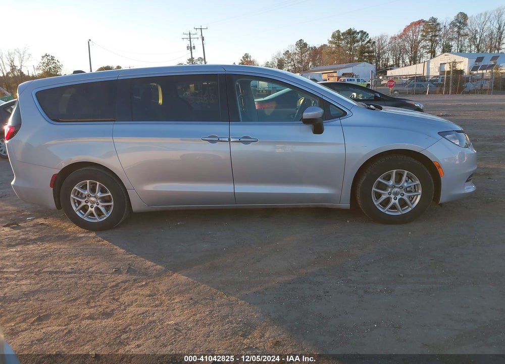 2022 CHRYSLER VOYAGER LX VIN: 2C4RC1CG4NR229985
