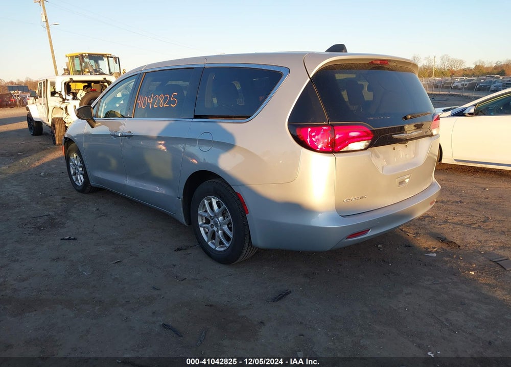 2022 CHRYSLER VOYAGER LX VIN: 2C4RC1CG4NR229985