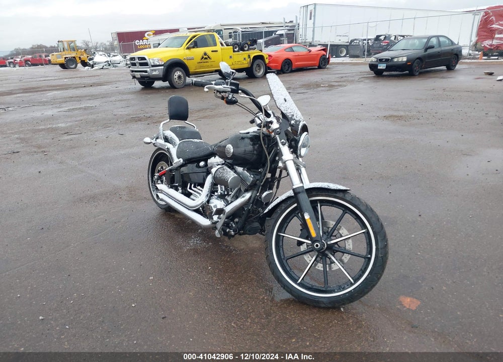 2015 HARLEY-DAVIDSON FXSB BREAKOUT VIN: 1HD1BFV12FB035167