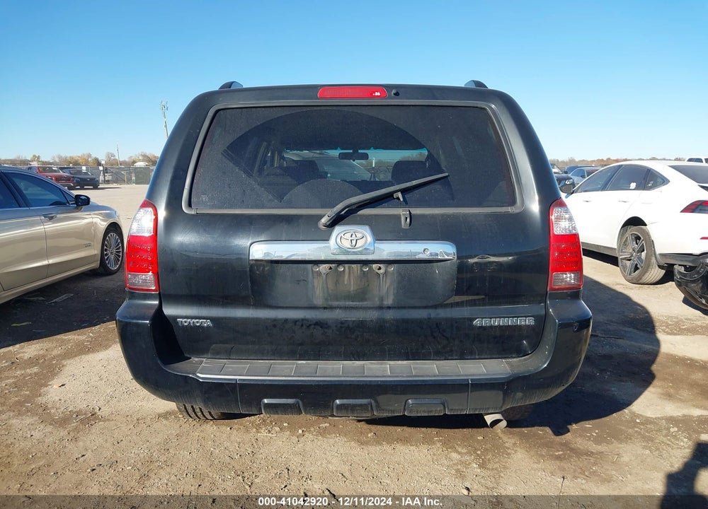 2007 TOYOTA 4RUNNER SR5 V6 VIN: JTEBU14R778094333