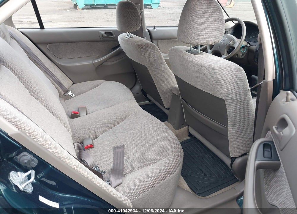 1997 HONDA CIVIC LX VIN: 2HGEJ6678VH526147