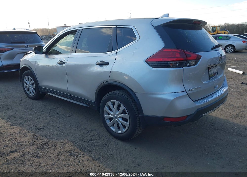 2017 NISSAN ROGUE S VIN: 5N1AT2MV4HC895253