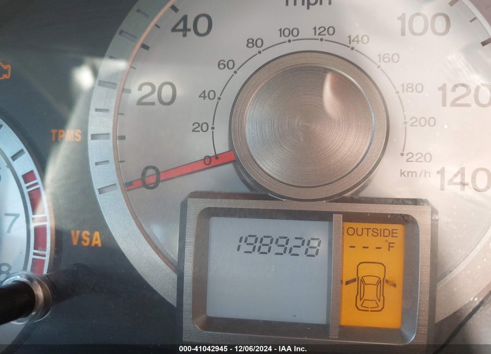 2011 HONDA PILOT EX-L VIN: 5FNYF4H57BB073962