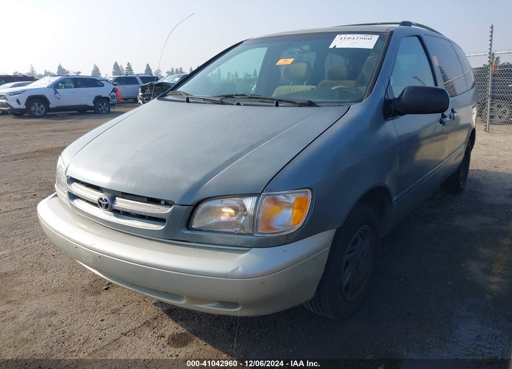 1999 TOYOTA SIENNA LE VIN: 4T3ZF13C3XU114856