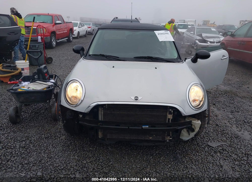 2012 MINI COOPER VIN: WMWSU3C55CT261484