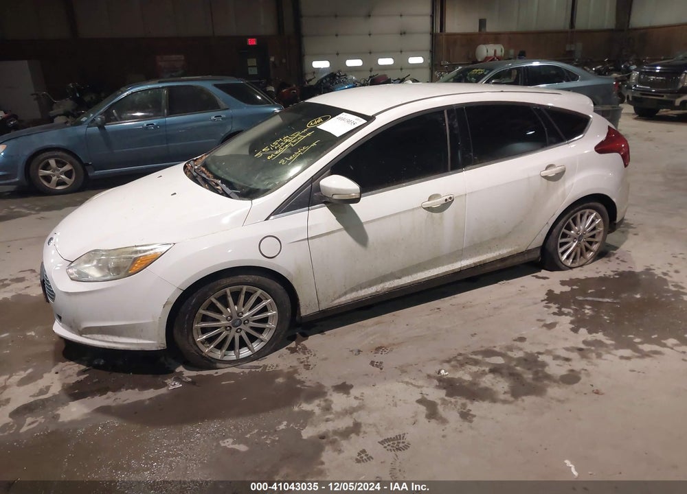2013 FORD FOCUS ELECTRIC VIN: 1FADP3R43DL282892