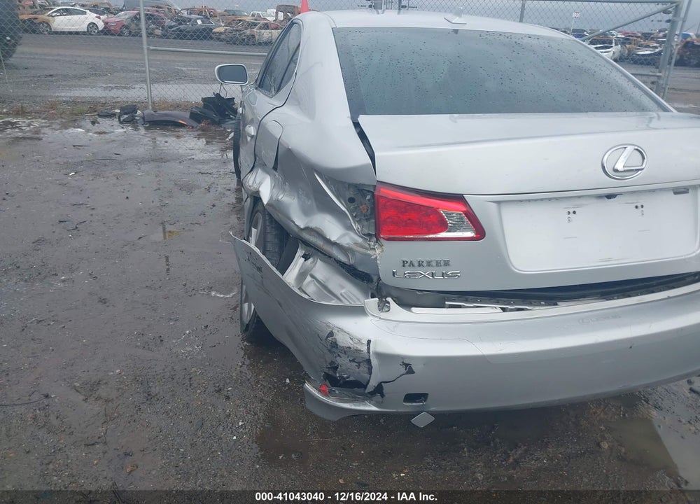 2009 LEXUS IS 250 VIN: JTHBK262092087860