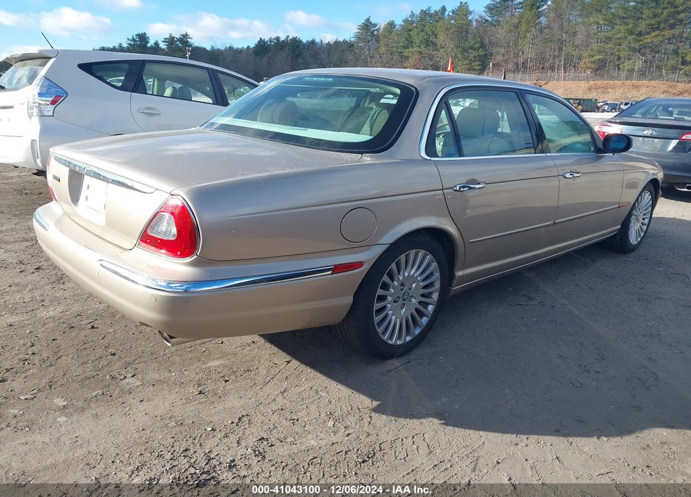 2005 JAGUAR XJ VANDEN PLAS VIN: SAJWA82C05SG44966