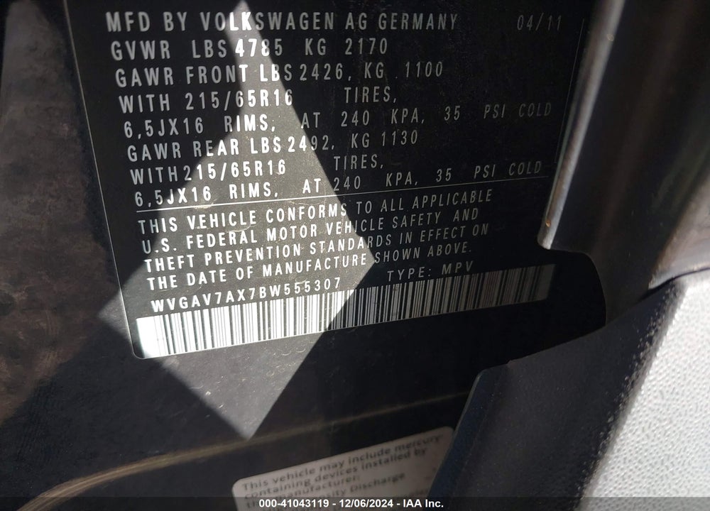2011 VOLKSWAGEN TIGUAN S VIN: WVGAV7AX7BW555307