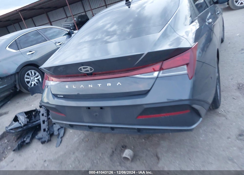 2024 HYUNDAI ELANTRA VIN: KMHLM4DG6RU646435