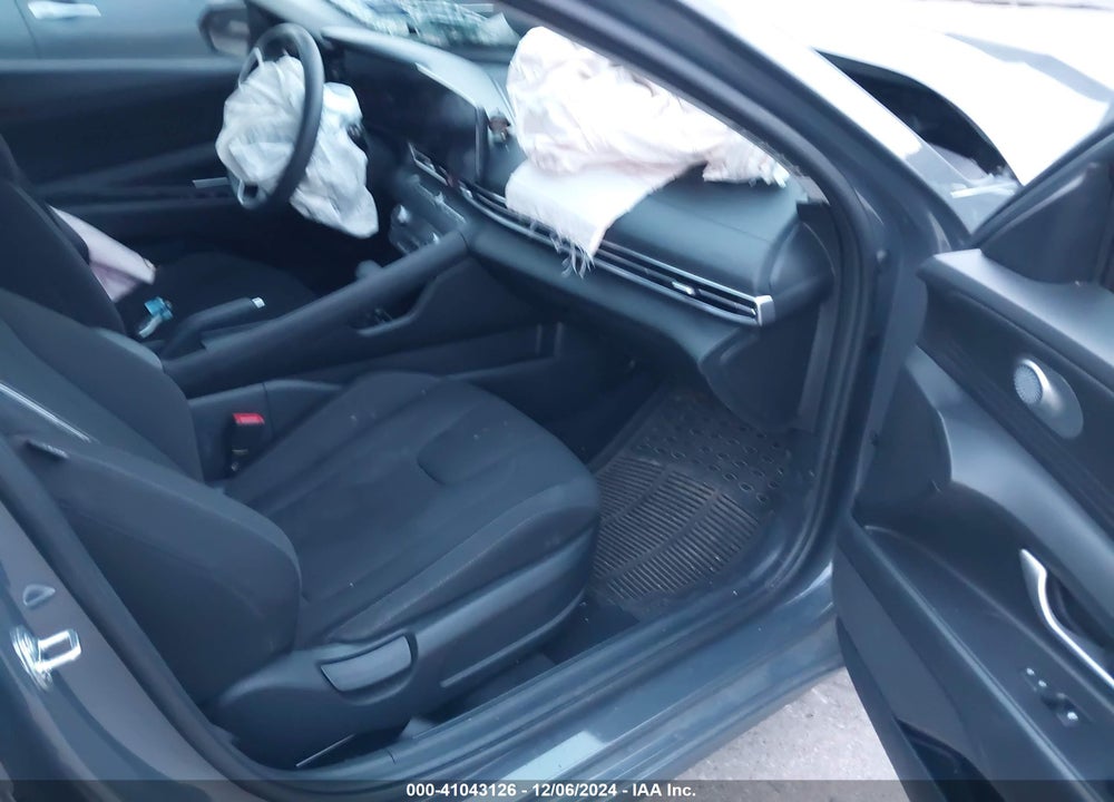 2024 HYUNDAI ELANTRA VIN: KMHLM4DG6RU646435