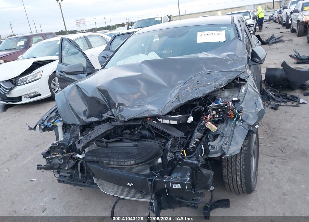 2024 HYUNDAI ELANTRA VIN: KMHLM4DG6RU646435