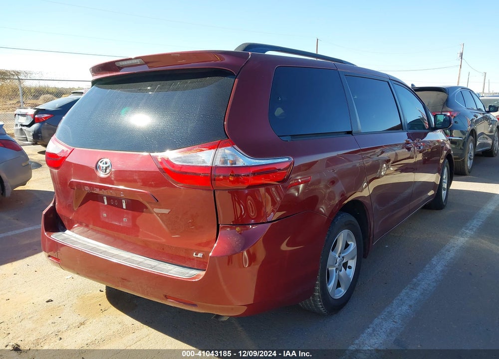2017 TOYOTA SIENNA LE 8 PASSENGER VIN: 5TDKZ3DCXHS864843