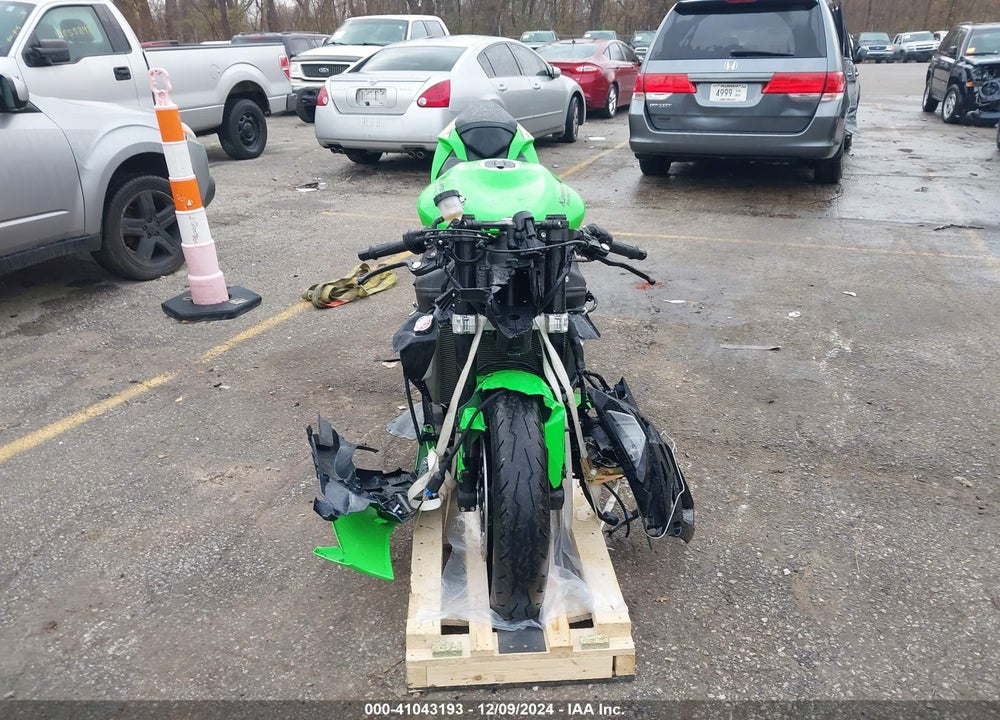 2025 KAWASAKI ZX636 K VIN: JKBZXJJ17SA019129