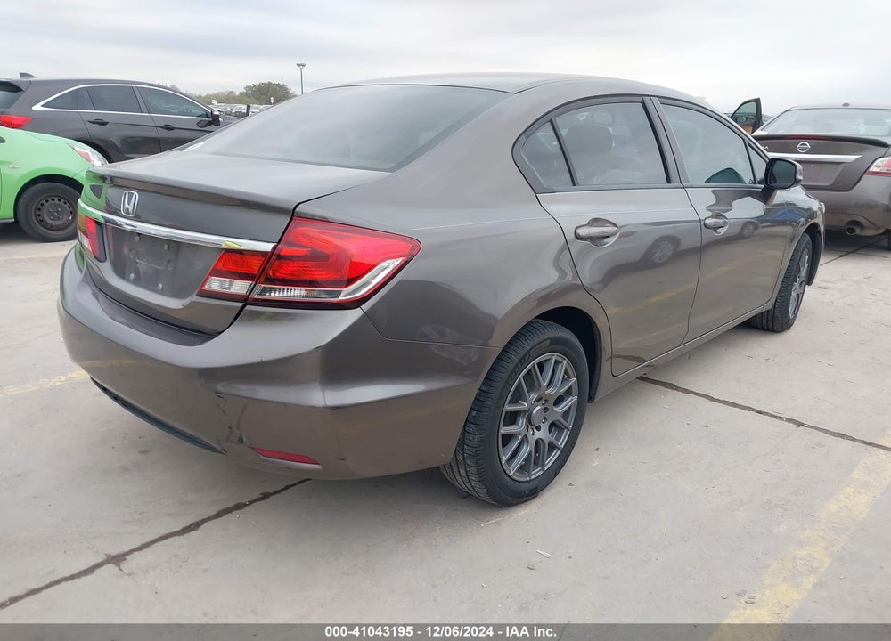 2013 HONDA CIVIC LX VIN: 2HGFB2F57DH592700