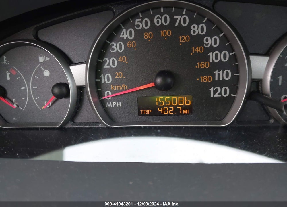 2004 SATURN ION 2 VIN: 1G8AJ52F84Z182123