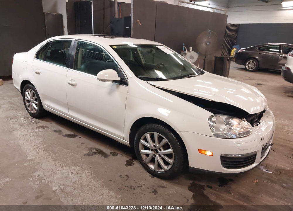 2010 VOLKSWAGEN JETTA SE VIN: 3VWRZ7AJ9AM036004