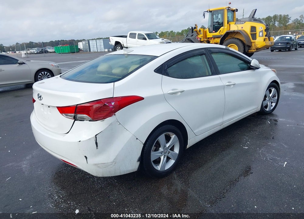 2013 HYUNDAI ELANTRA GLS VIN: 5NPDH4AE9DH338047