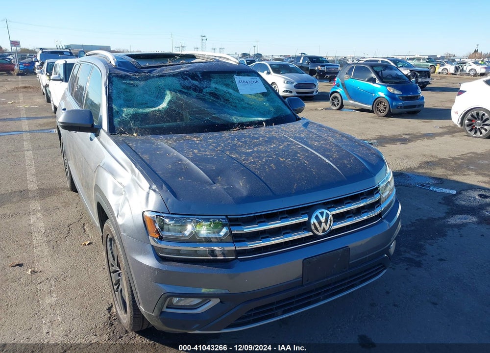 2018 VOLKSWAGEN ATLAS 3.6L V6 SEL PREMIUM VIN: 1V2NR2CA1JC574231