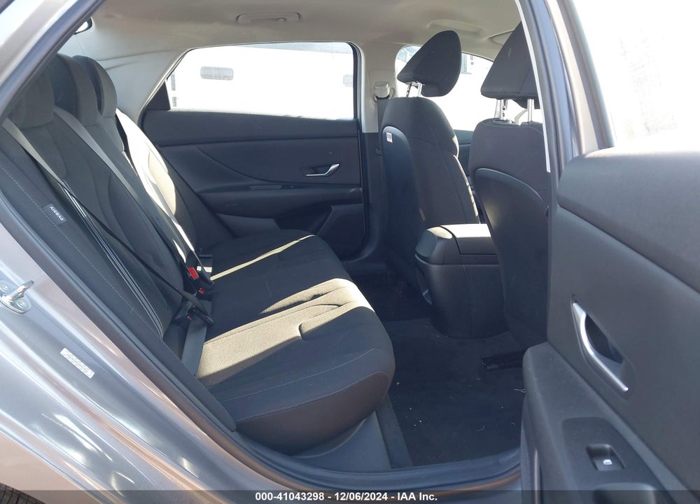 2024 HYUNDAI ELANTRA SEL VIN: KMHLM4DG7RU784954