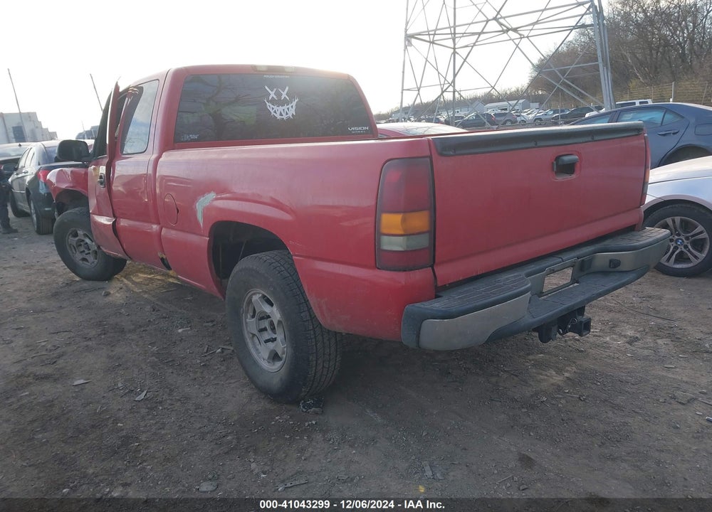 2002 CHEVROLET SILVERADO 1500 LS VIN: 1GCEK19TX2E240973