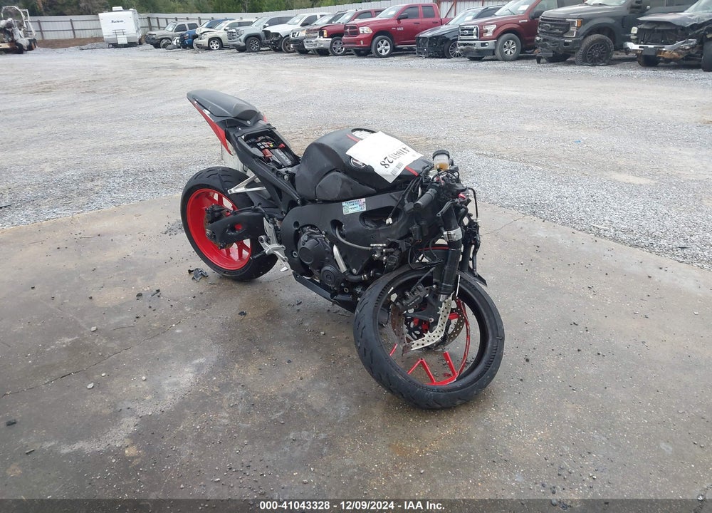 2008 HONDA CBR1000 RR VIN: JH2SC59038M003244
