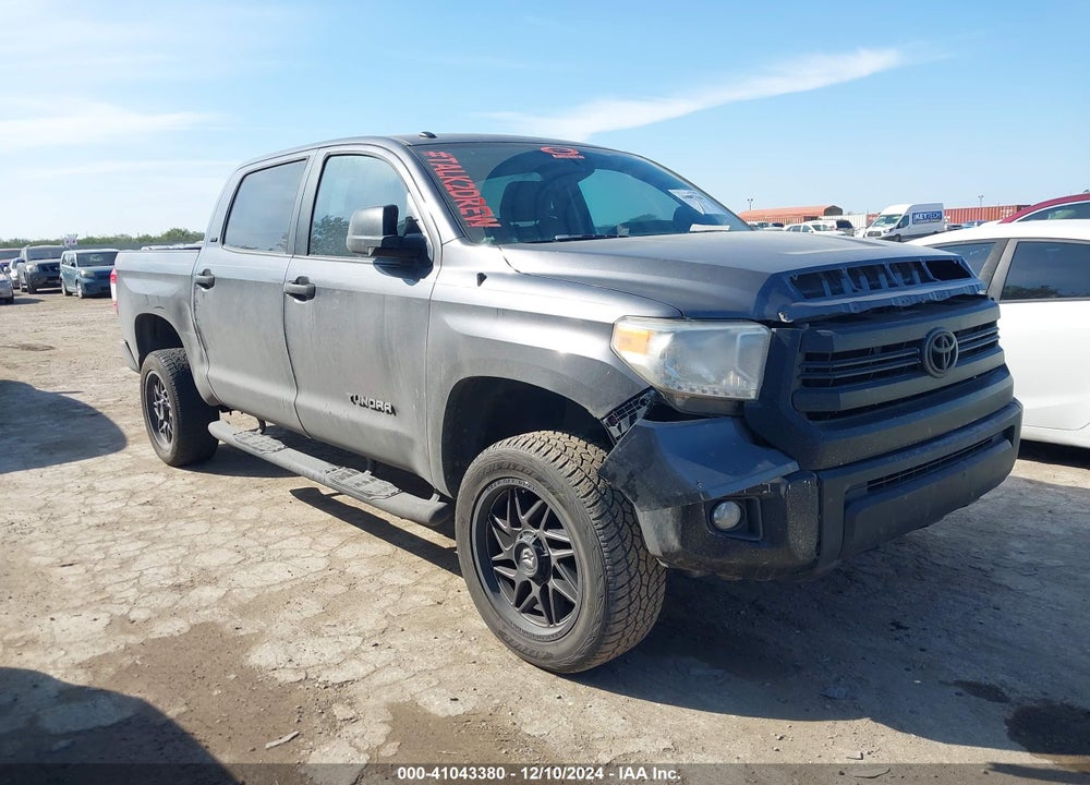 2016 TOYOTA TUNDRA SR5 4.6L V8 VIN: 5TFEM5F17GX105658