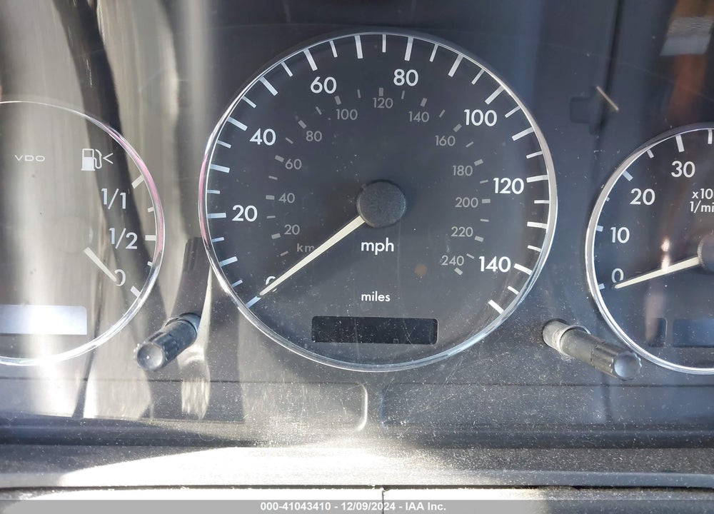 2005 MERCEDES-BENZ ML 500 4MATIC VIN: 4JGAB75E75A528370